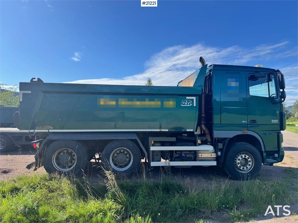 DAF XF 105.460 6x4 Tipper Truck.