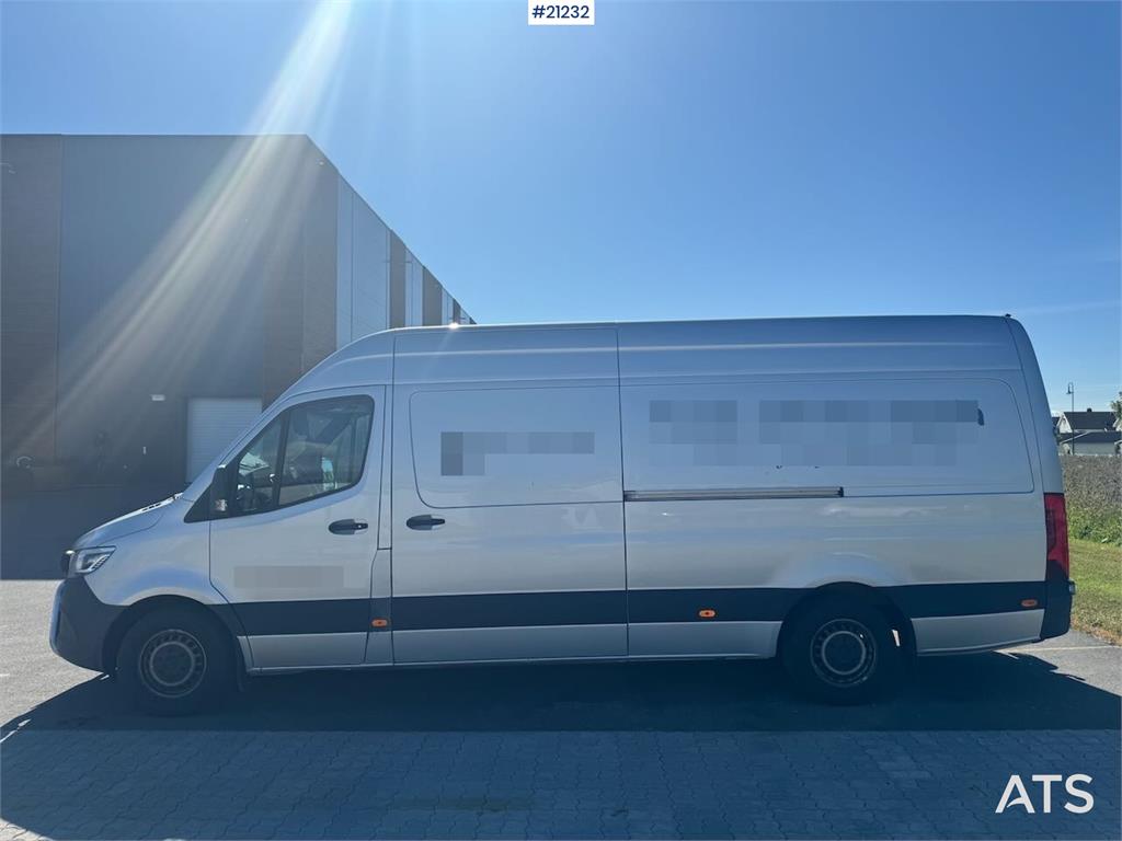 Mercedes-Benz Sprinter van. Approved until 05.2026.