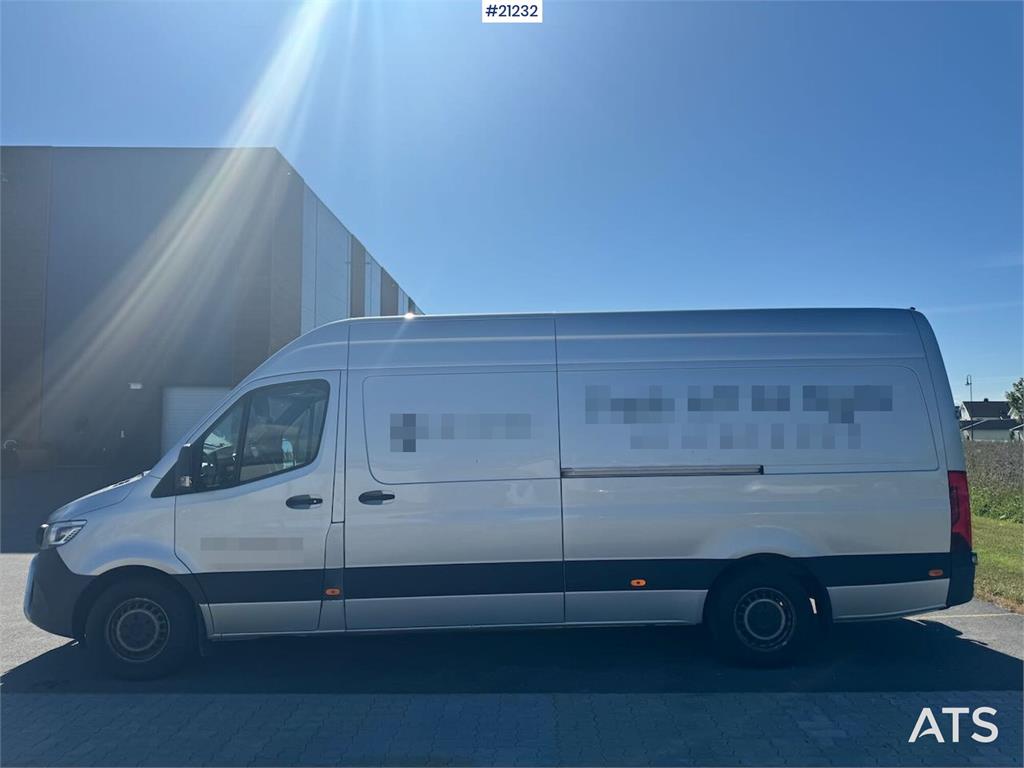 Mercedes-Benz Sprinter van. Approved until 05.2026.