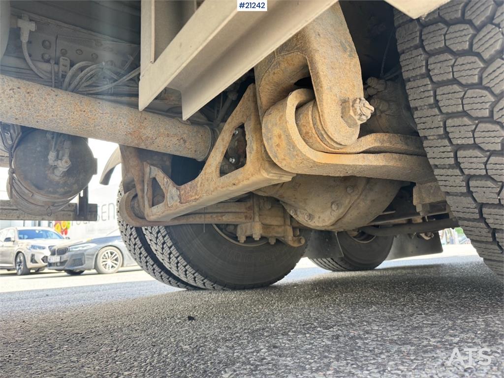 Scania P420 6x2 Box truck w/ Defective aggregate.
