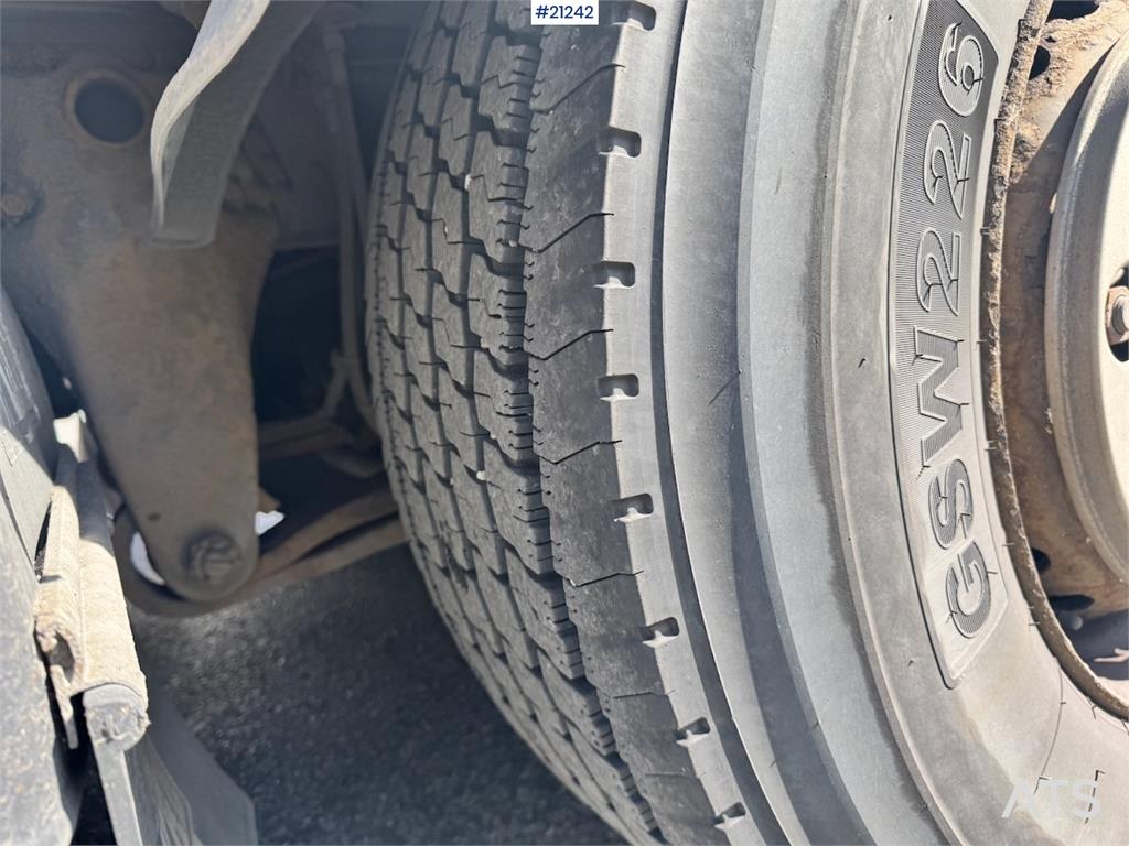 Scania P420 6x2 Box truck w/ Defective aggregate.