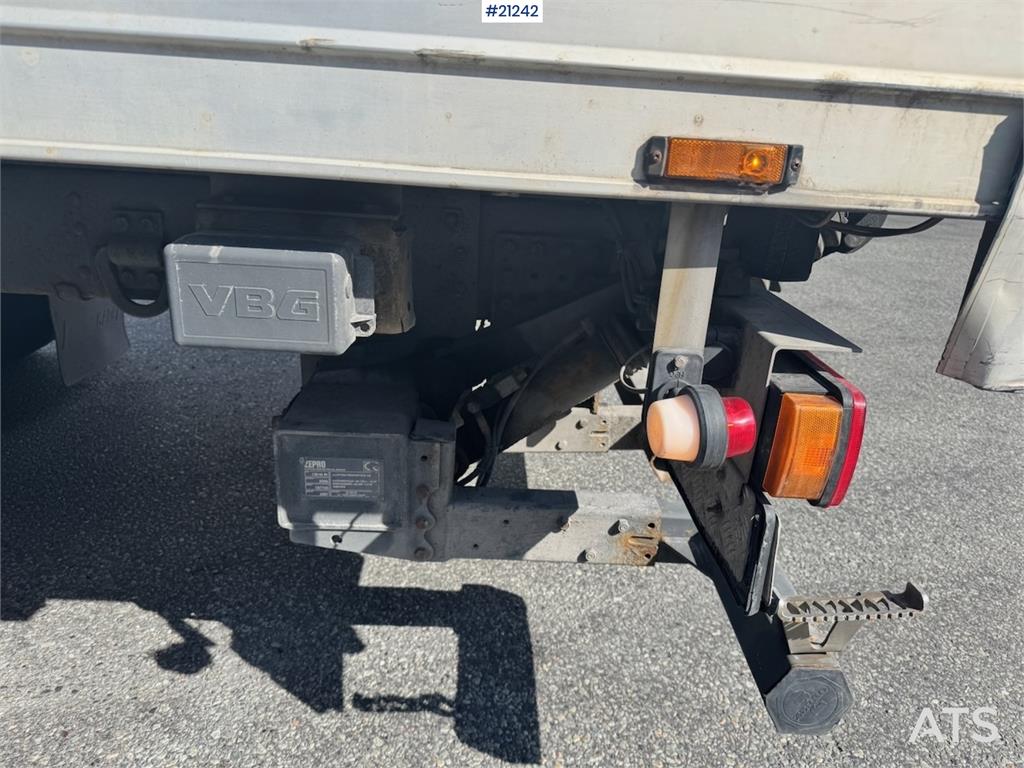 Scania P420 6x2 Box truck w/ Defective aggregate.