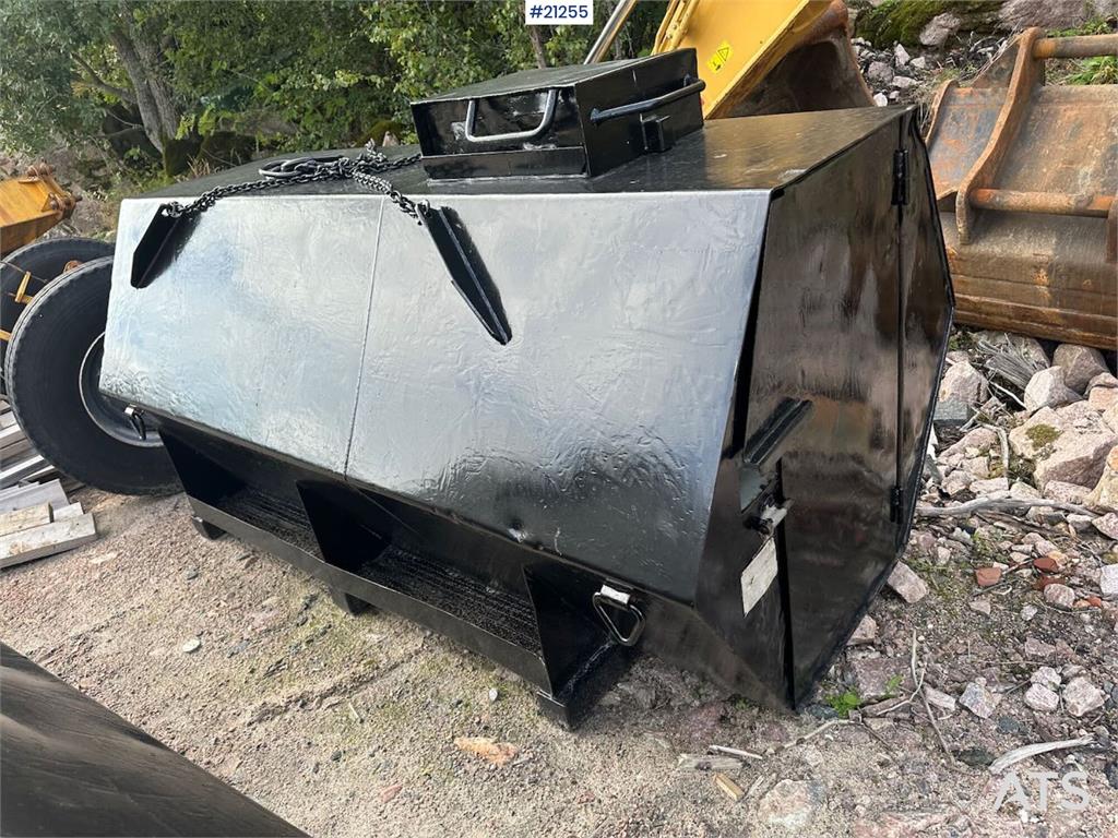 [Other] dieseltanker på 2000L
