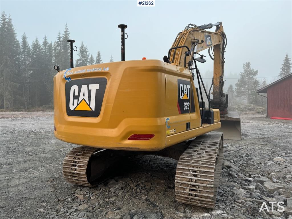 CAT 323