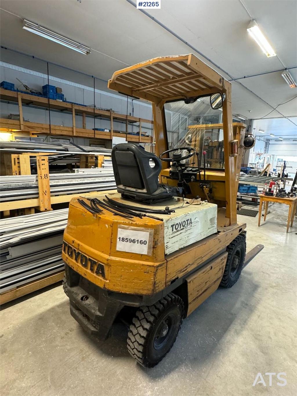 Toyota 3FB25 Electric Forklift