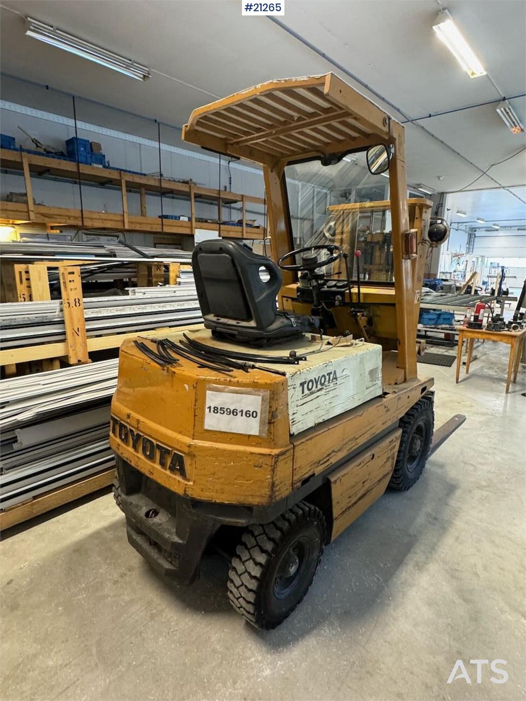 Toyota 3FB25 Electric Forklift