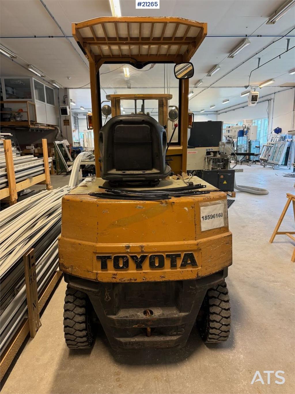 Toyota 3FB25 Electric Forklift