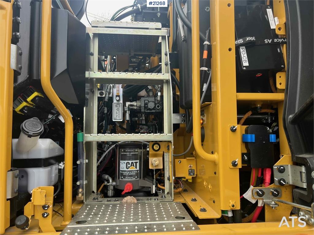 CAT M315