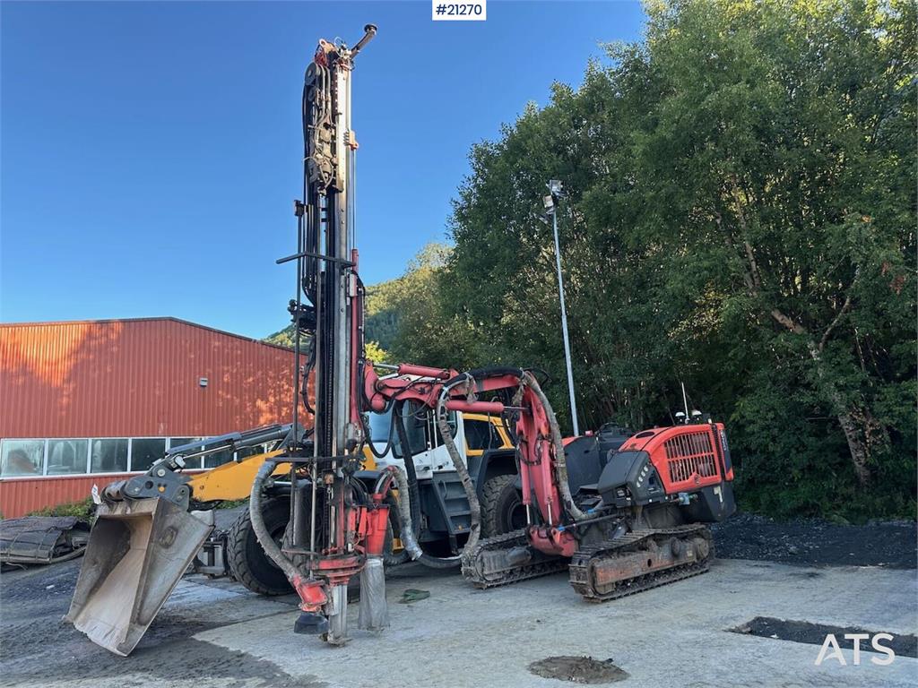 Sandvik Dino DC400Ri drilling rig w/ almost new chassis.