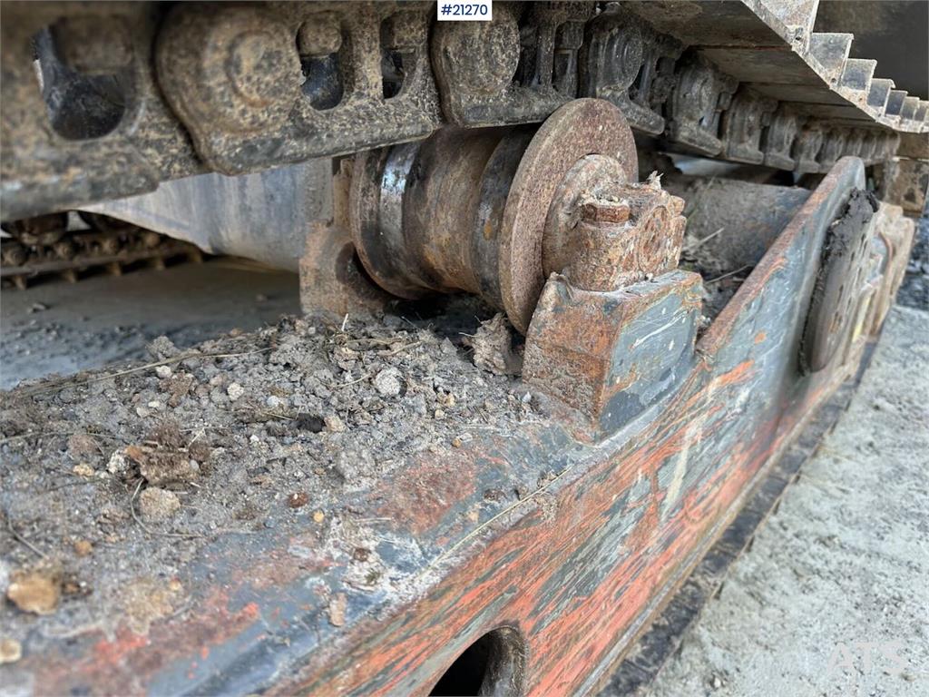 Sandvik Dino DC400Ri drilling rig w/ almost new chassis.