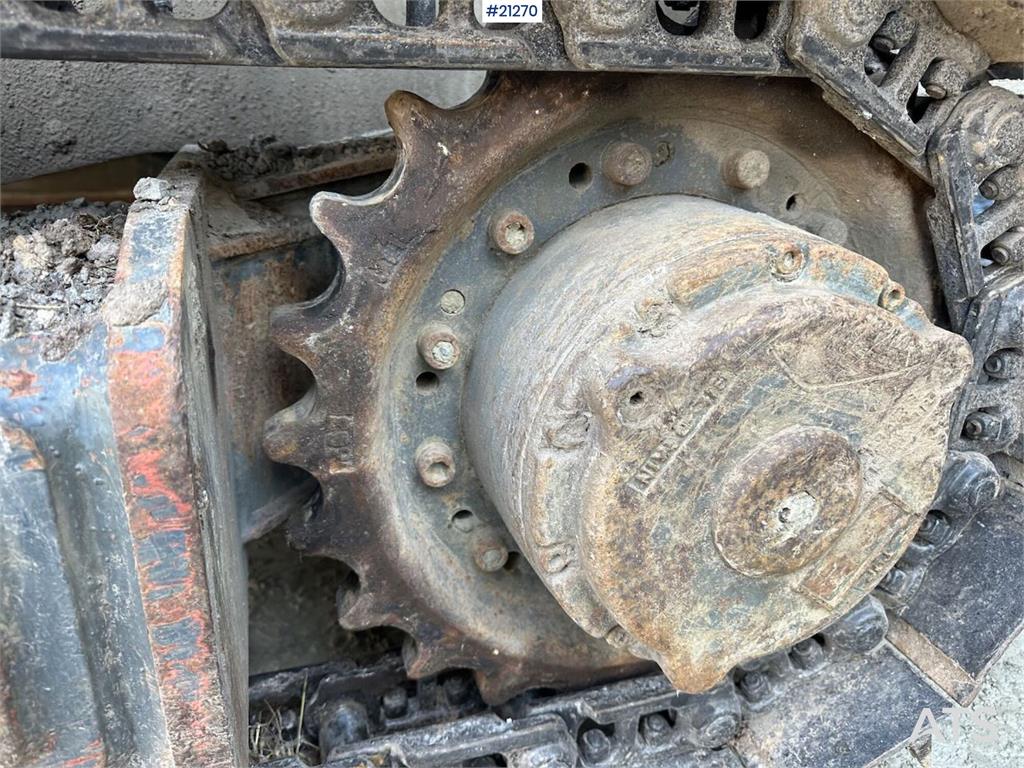 Sandvik Dino DC400Ri drilling rig w/ almost new chassis.