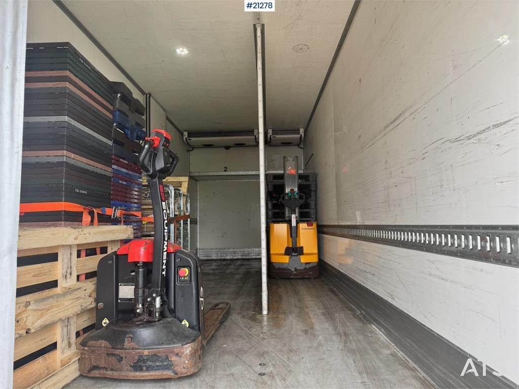 DAF CF440 6x2 Box truck with refrigerator/freezer unit