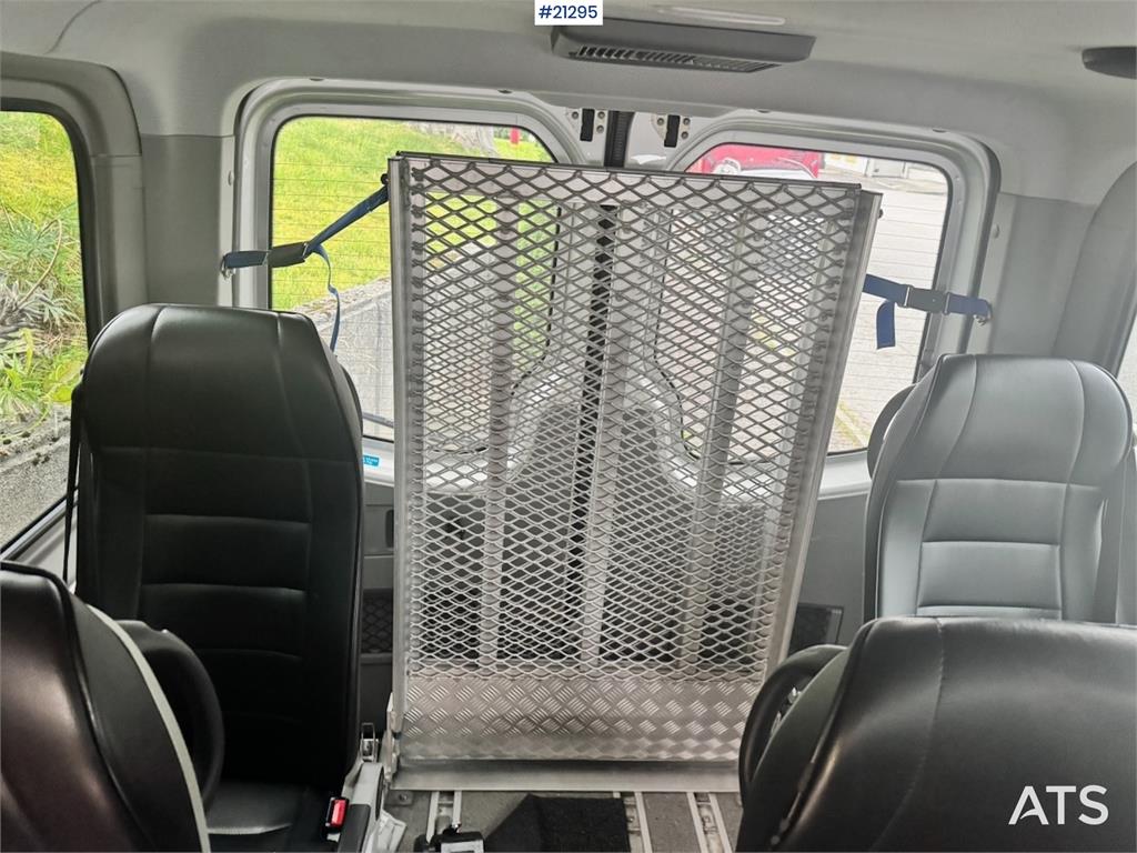 Mercedes-Benz Sprinter 316 Minibus. 12 seats and Euro 6.