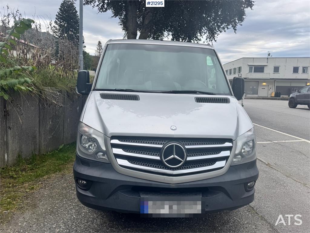 Mercedes-Benz Sprinter 316 Minibus. 12 seats and Euro 6.