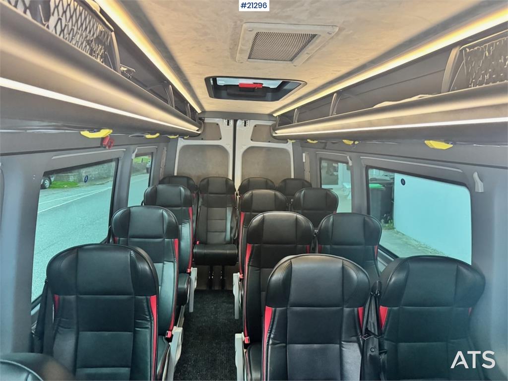 Mercedes-Benz Sprinter 519CDI Minibus. 21 seats.
