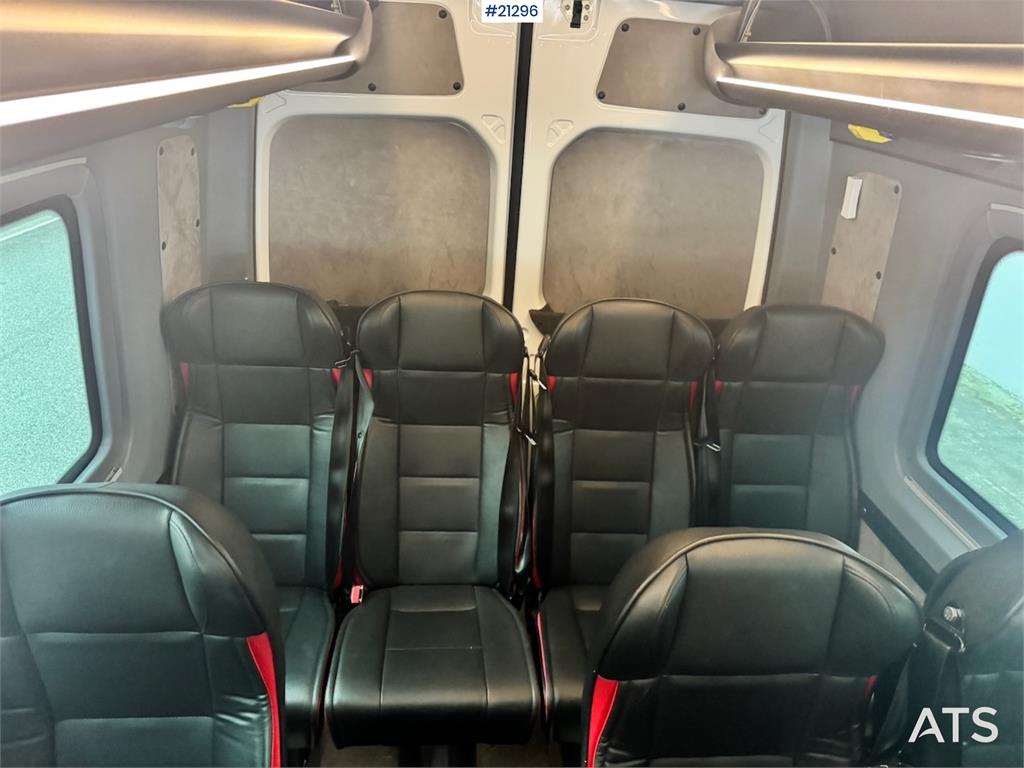 Mercedes-Benz Sprinter 519CDI Minibus. 21 seats.
