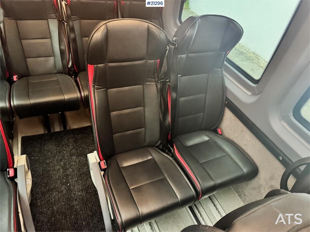 Mercedes-Benz Sprinter 519CDI Minibus. 21 seats.