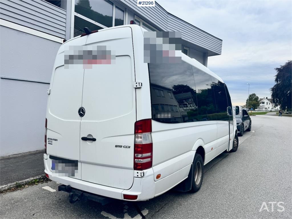 Mercedes-Benz Sprinter 519CDI Minibus. 21 seats.