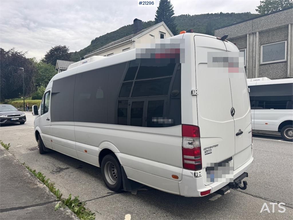 Mercedes-Benz Sprinter 519CDI Minibus. 21 seats.