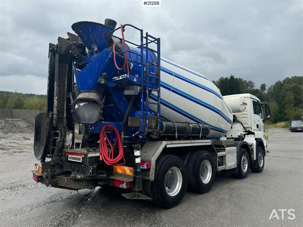 MAN TGS 35.500 Liebherr Concrete Mixer Truck with 10 m