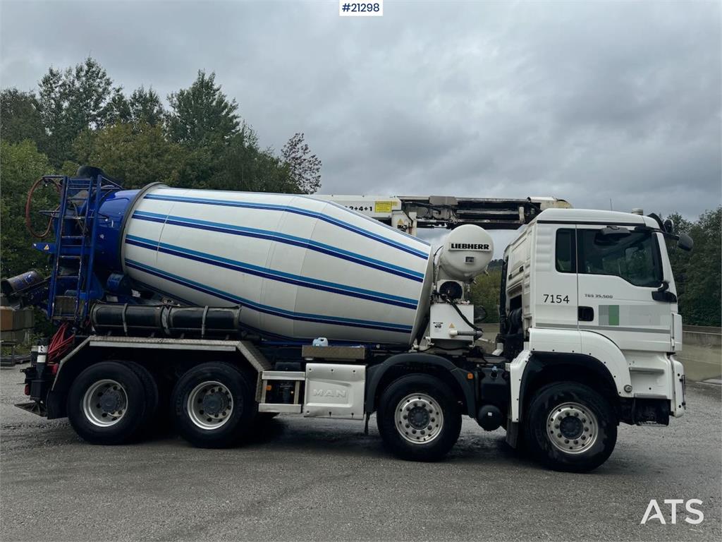 MAN TGS 35.500 Liebherr Concrete Mixer Truck with 10 m