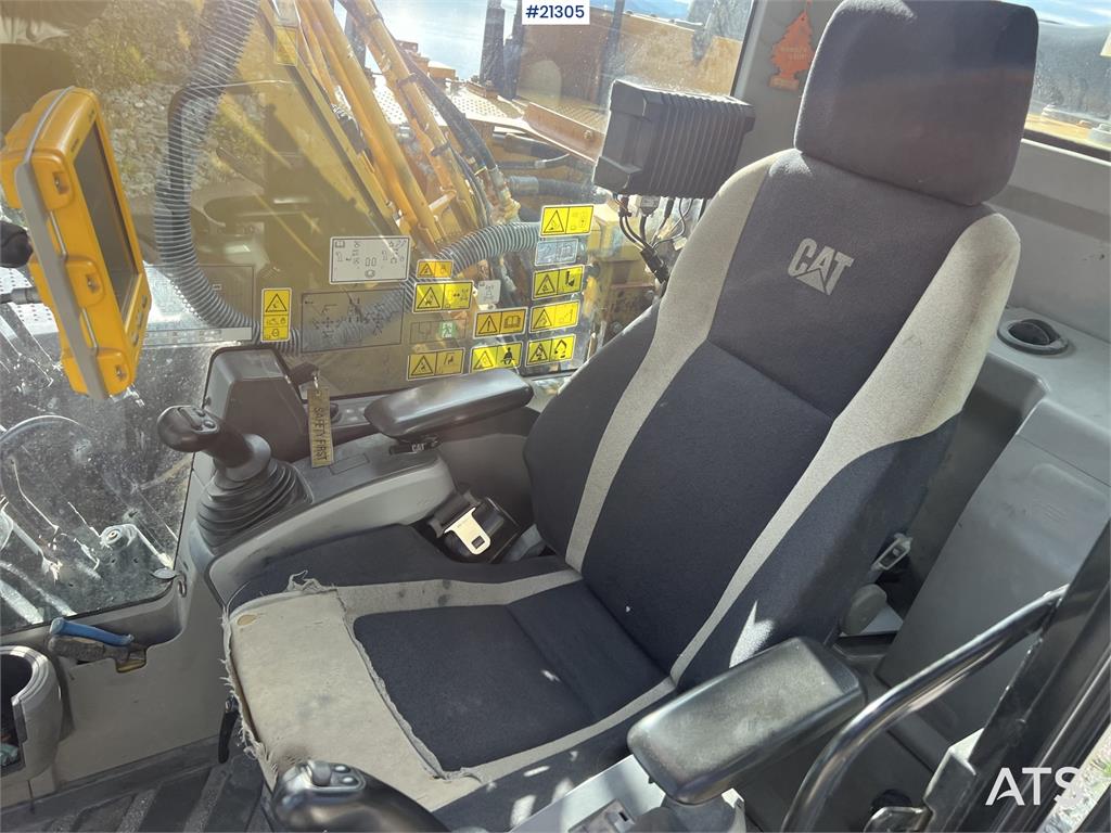 CAT 320 EL