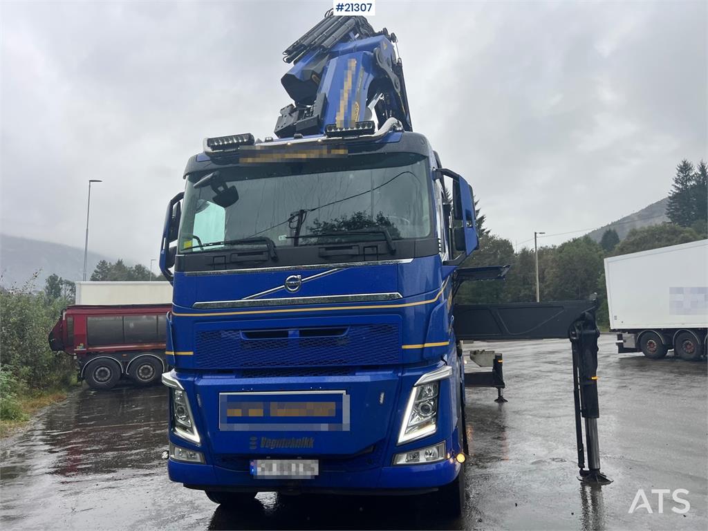 Volvo FH 8x4 crane truck w/ 2017 165 t/m palfinger crane