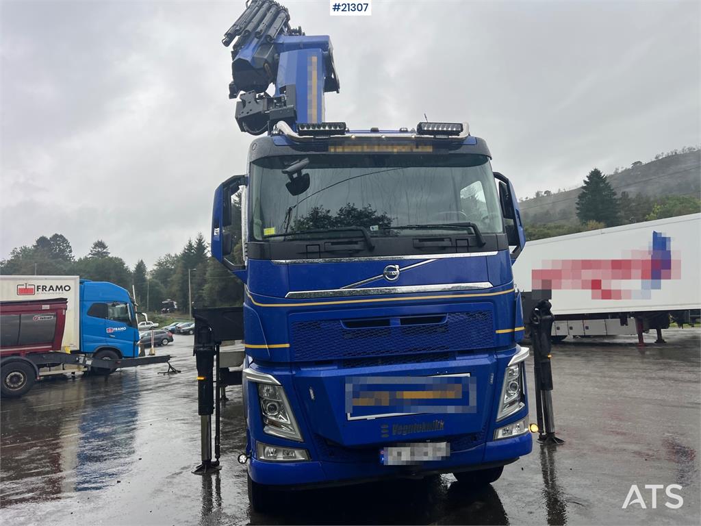 Volvo FH 8x4 crane truck w/ 2017 165 t/m palfinger crane