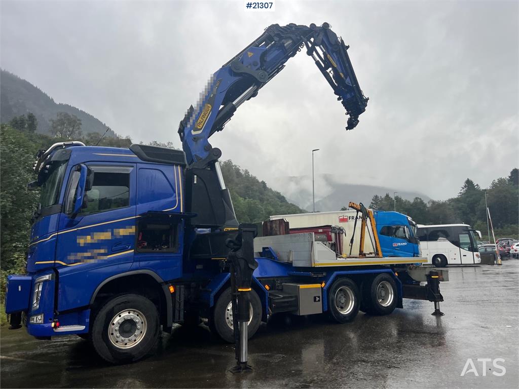 Volvo FH 8x4 crane truck w/ 2017 165 t/m palfinger crane