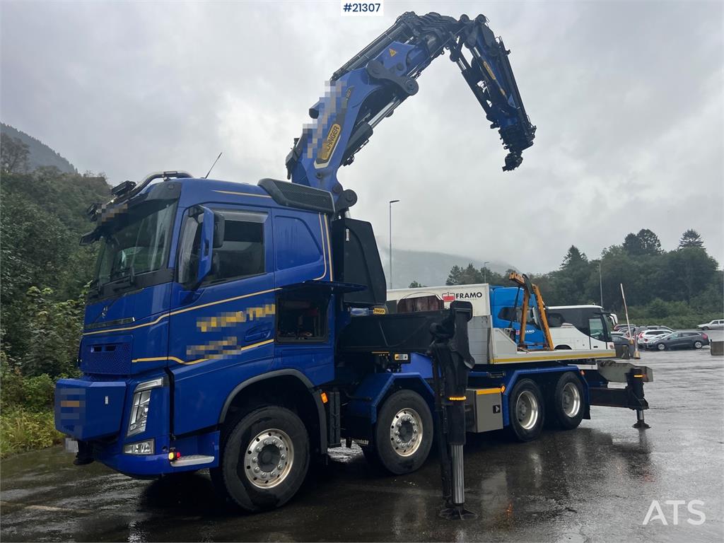 Volvo FH 8x4 crane truck w/ 2017 165 t/m palfinger crane