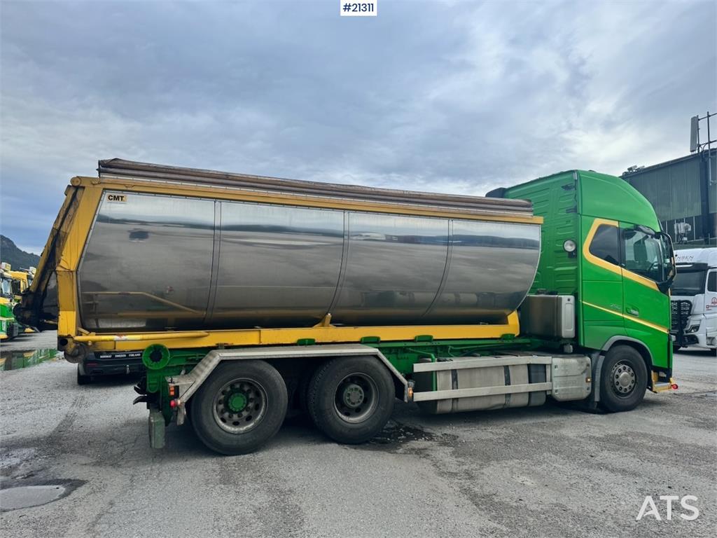 Volvo FH16 750 6x2 Hook truck.
