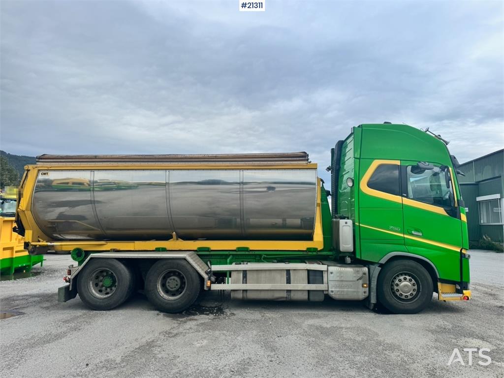 Volvo FH16 750 6x2 Hook truck.