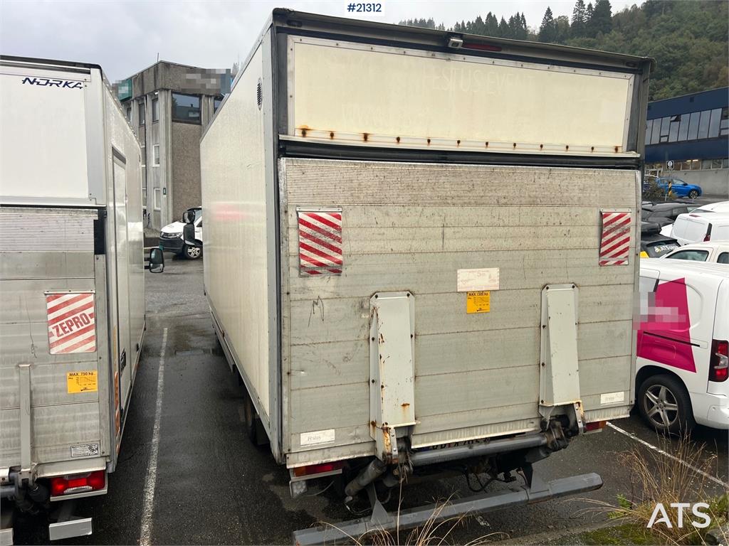 Iveco 80E22 skapbil m/ zepro lift rep.objekt