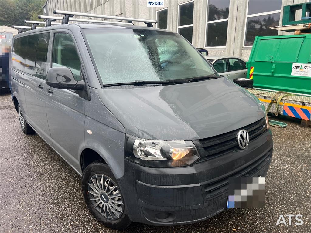 Volkswagen combi 9 seater minibus