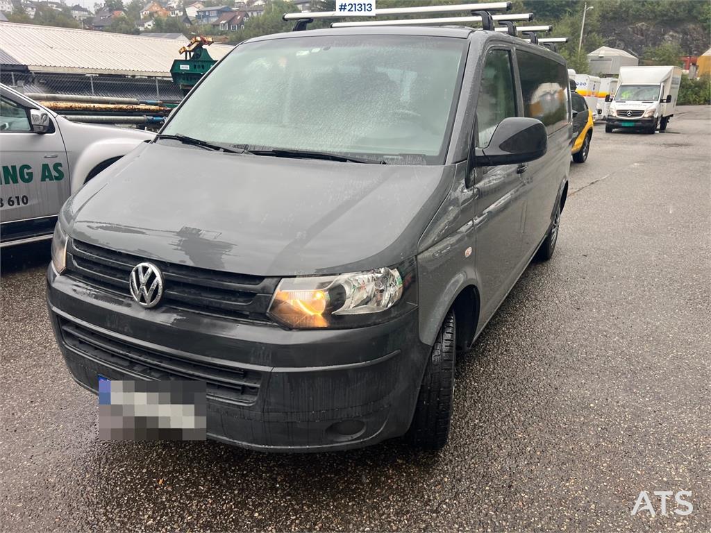 Volkswagen combi 9 seater minibus