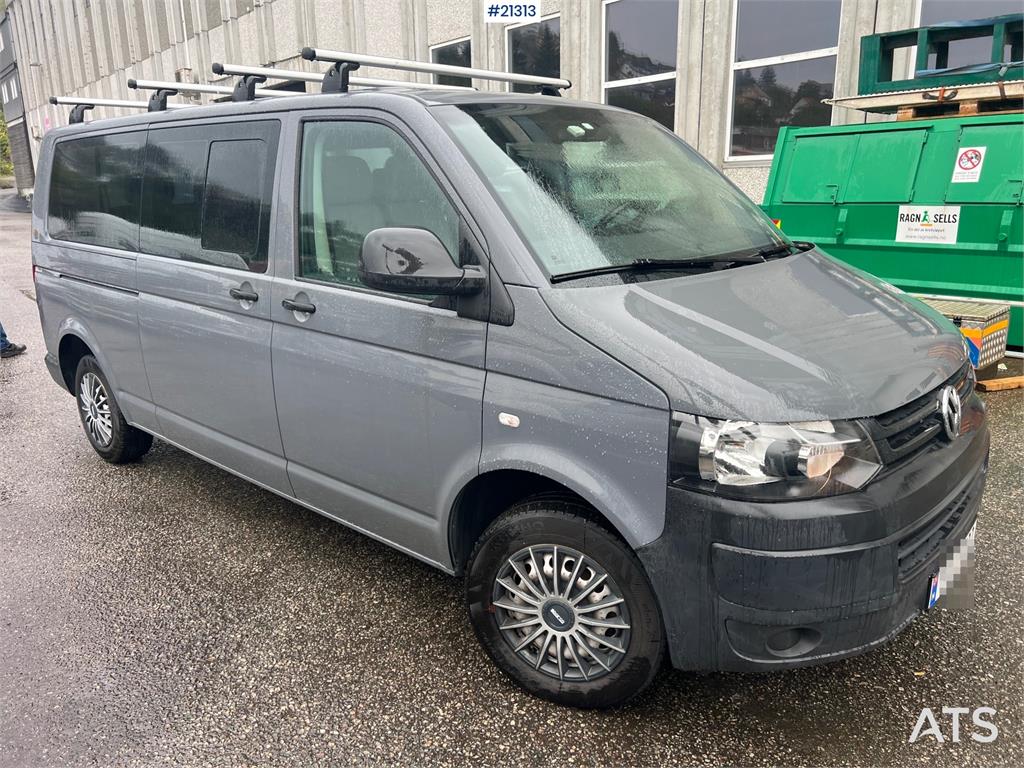 Volkswagen combi 9 seater minibus
