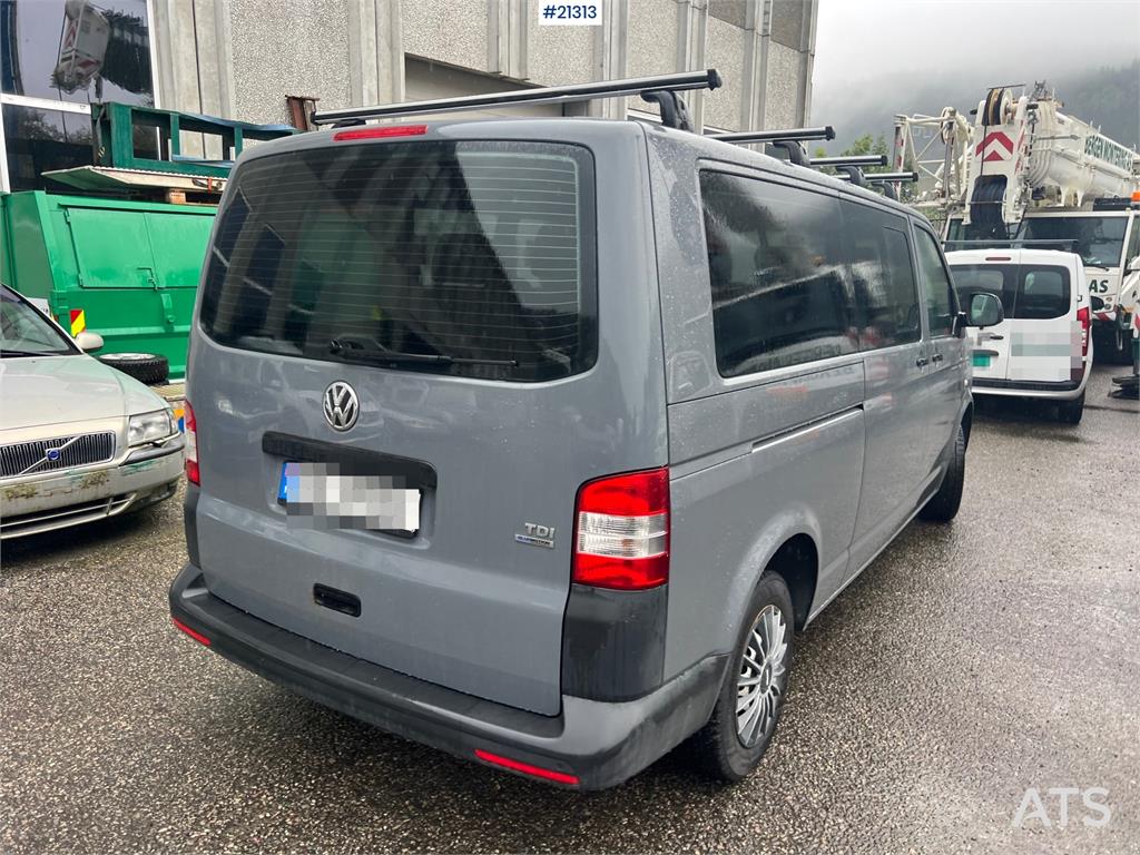 Volkswagen combi 9 seater minibus