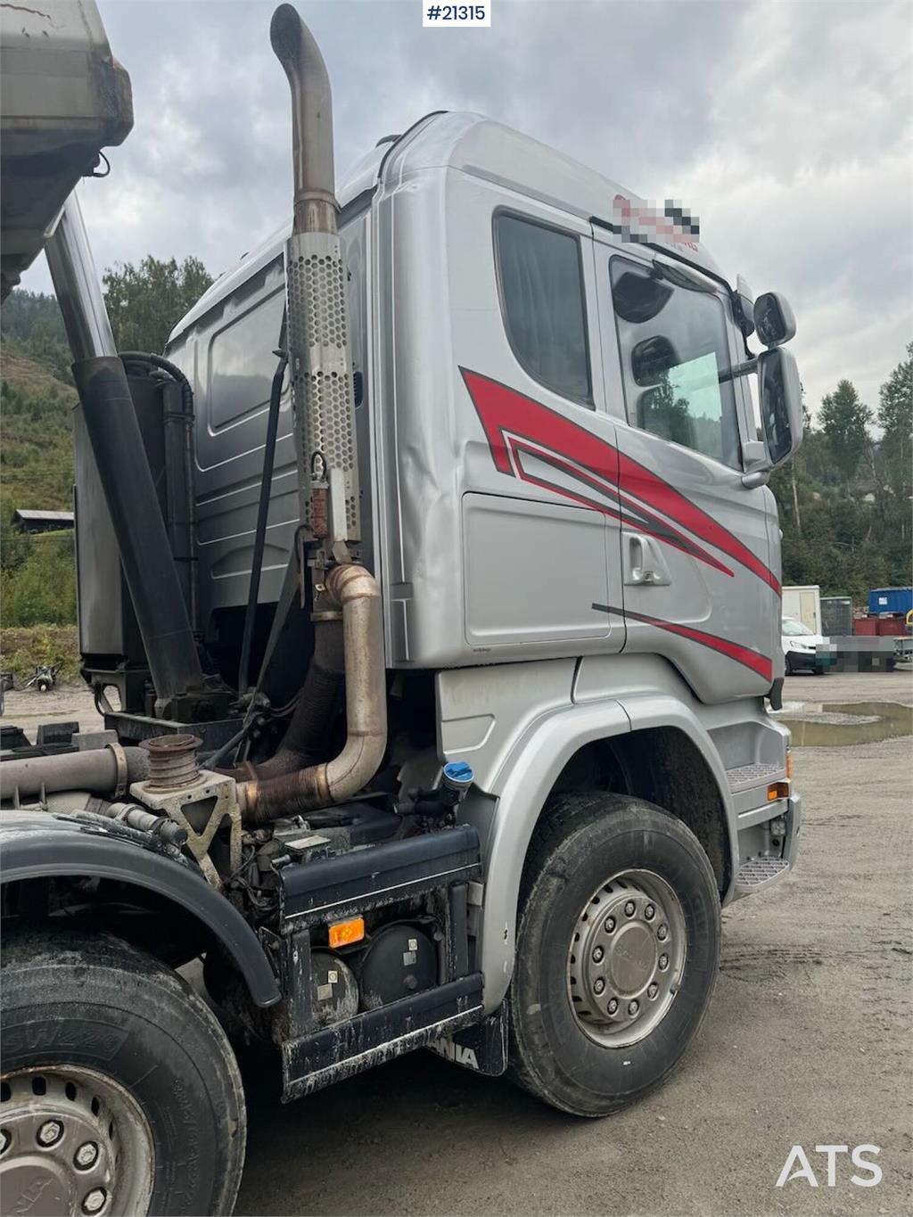 Scania R580 8x4 Plow rigged dump truck