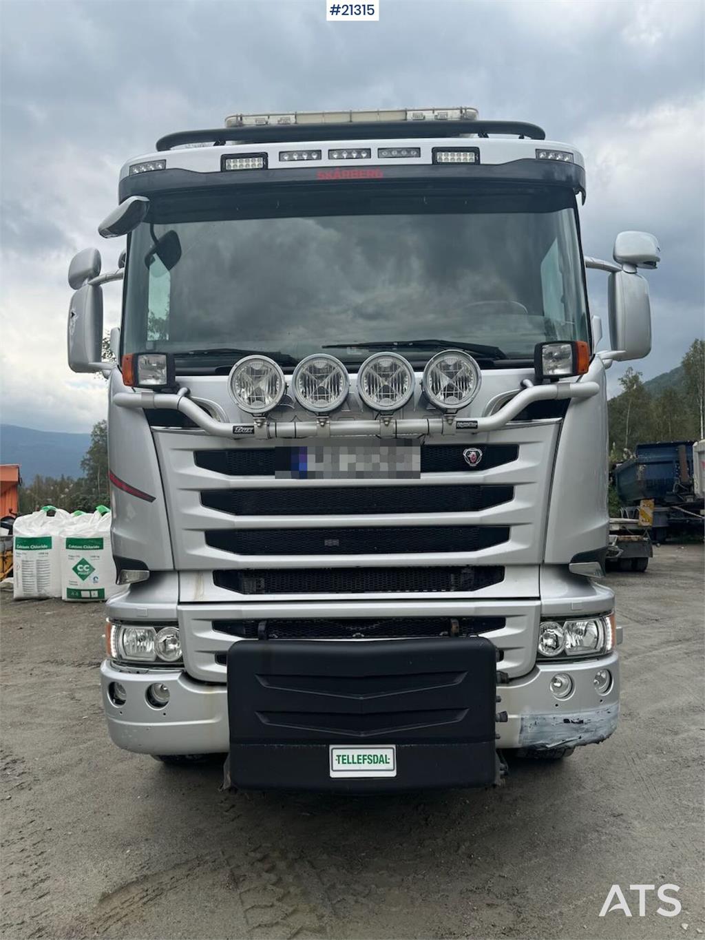 Scania R580 8x4 Plow rigged dump truck