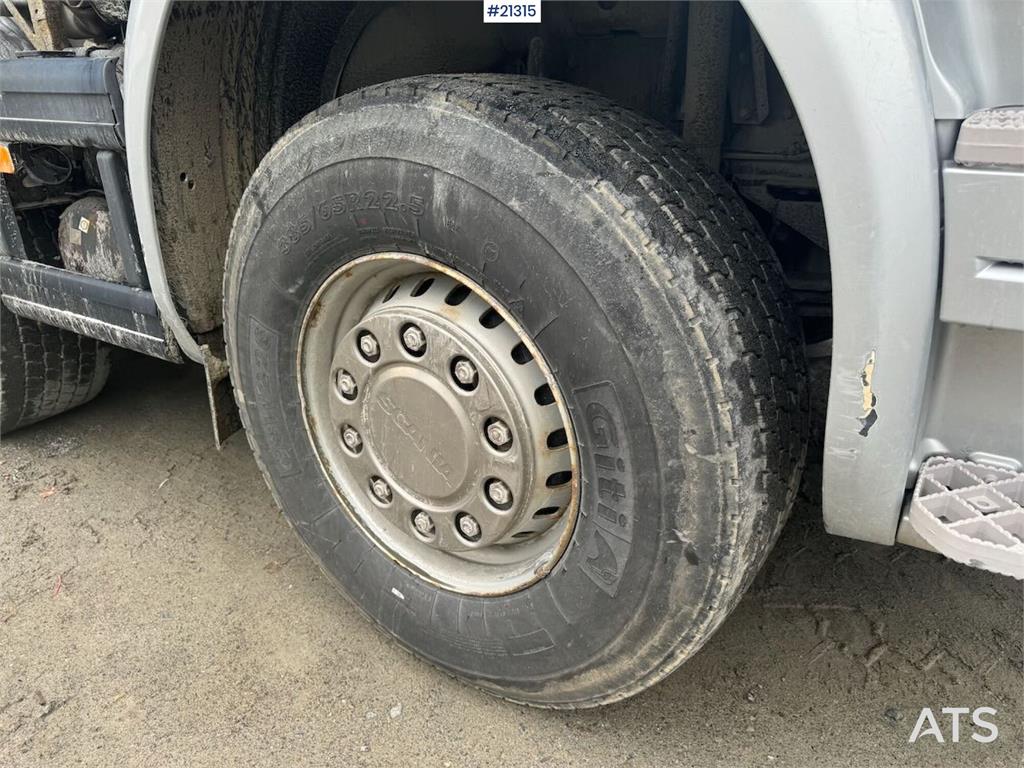 Scania R580 8x4 Plow rigged dump truck