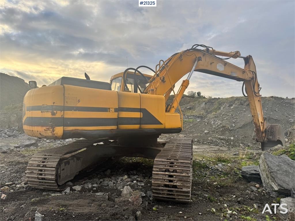 JCB JS200LC