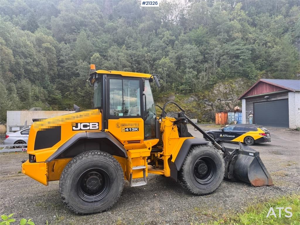 JCB 413K