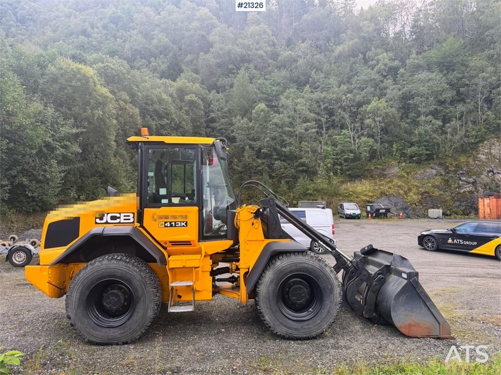 JCB 413K
