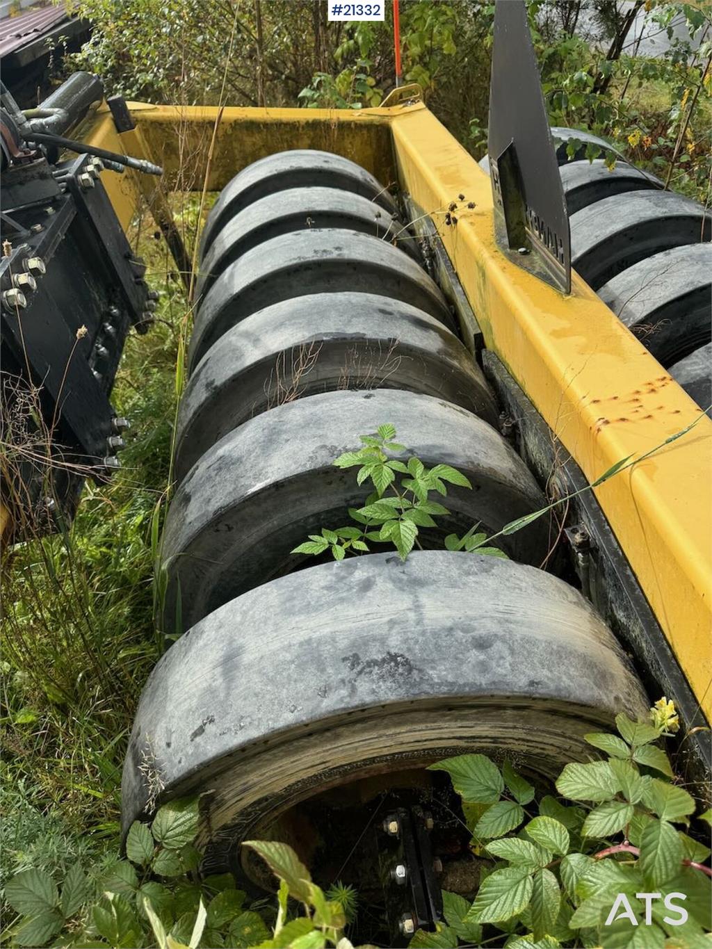 Hardi Hitch Rubber Roller.
