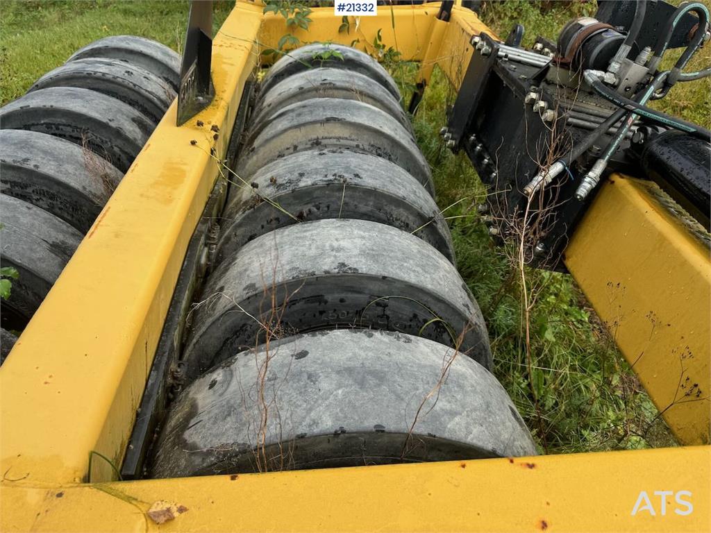 Hardi Hitch Rubber Roller.