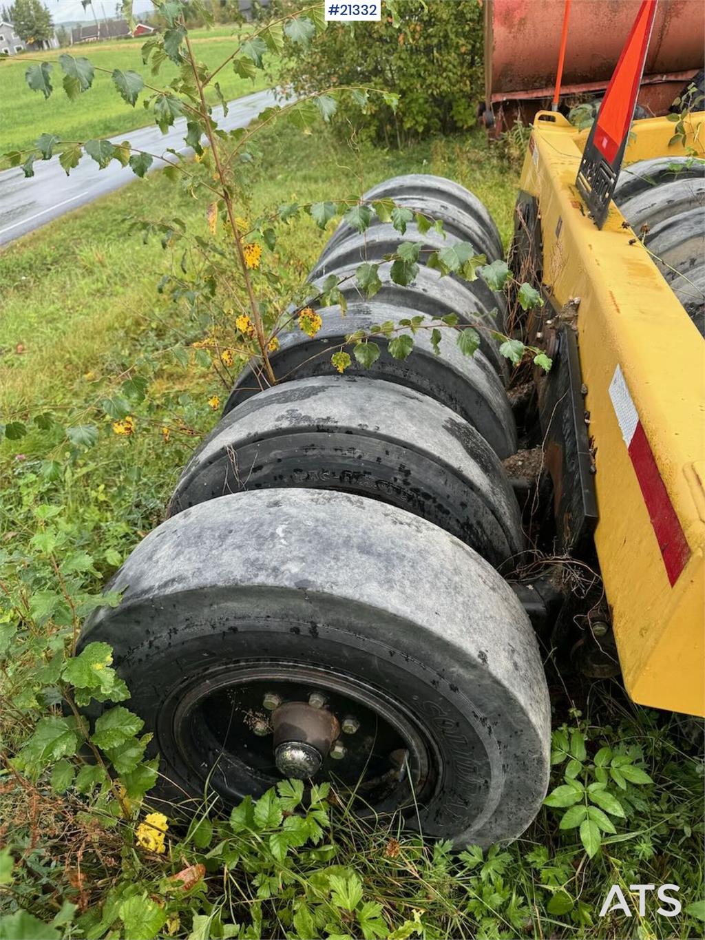 Hardi Hitch Rubber Roller.