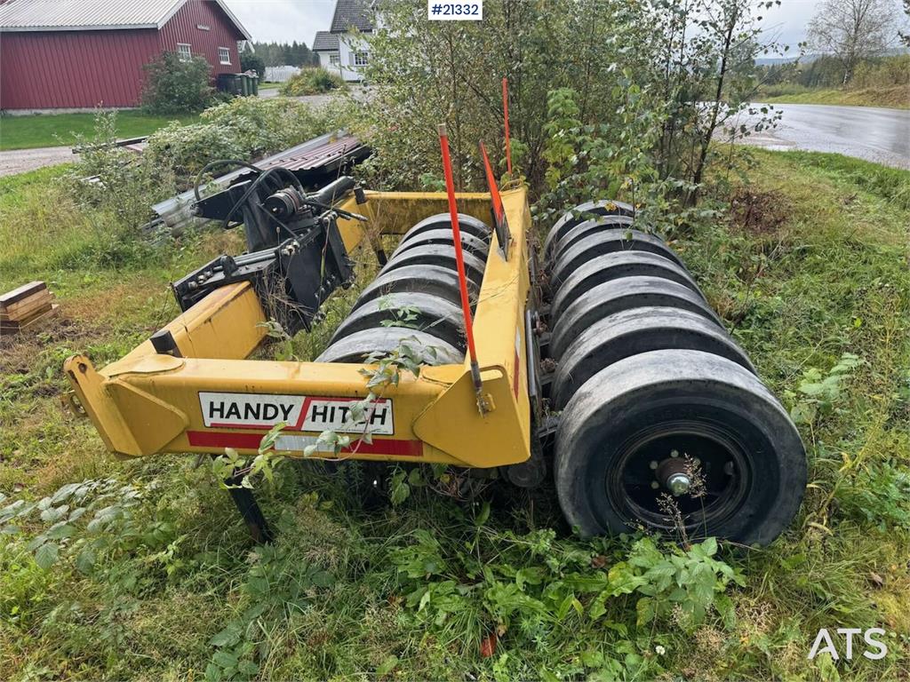 Hardi Hitch Rubber Roller.