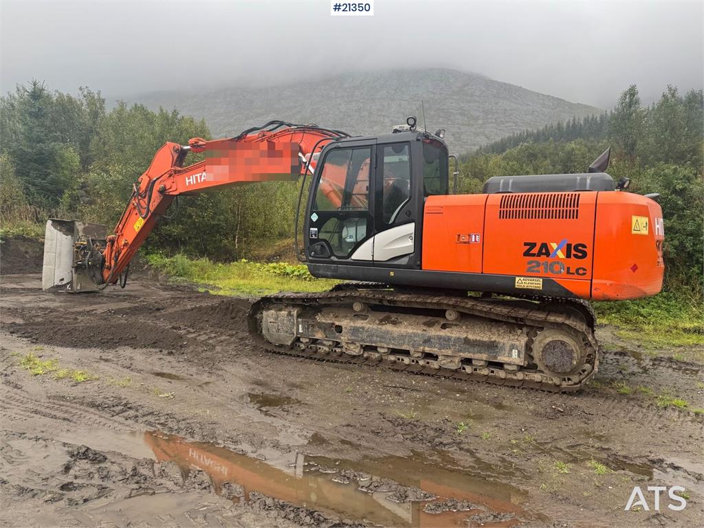 Hitachi ZX210LC w/ new certification. Only 2600 hours!