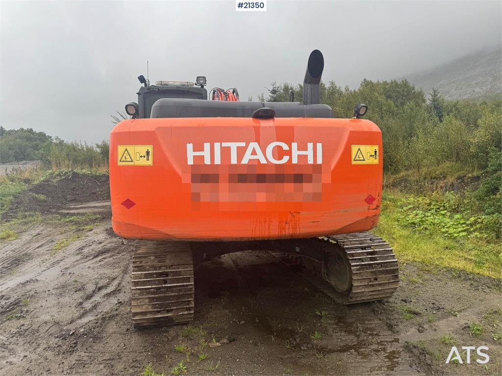 Hitachi ZX210LC w/ new certification. Only 2600 hours!