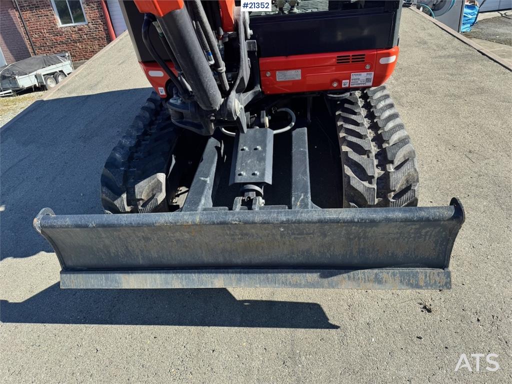 Kubota KX027-4 Mini Excavator w/ 2 buckets. 130 hours!